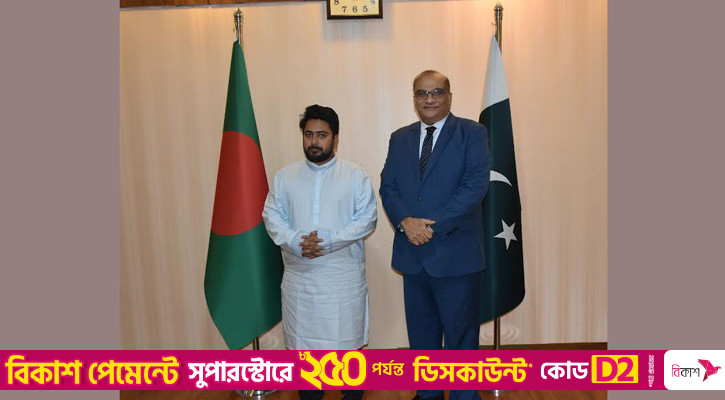 পাকিস্তান হাইকমিশনারের সঙ্গে নাহিদ ইসলামের বৈঠক